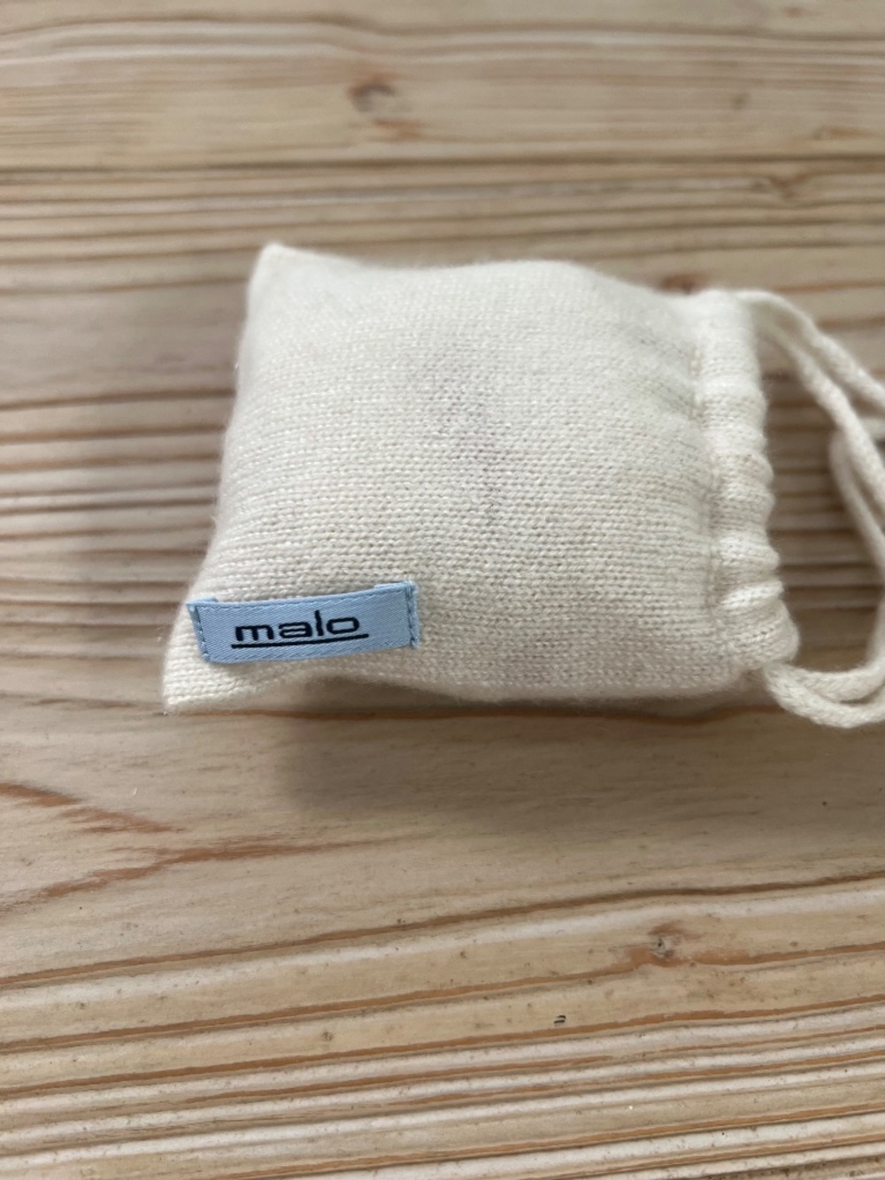 Malo 100% Cashmere Headband Ivory Red Made in Italy Ear Warmer - Picture 7 of 7